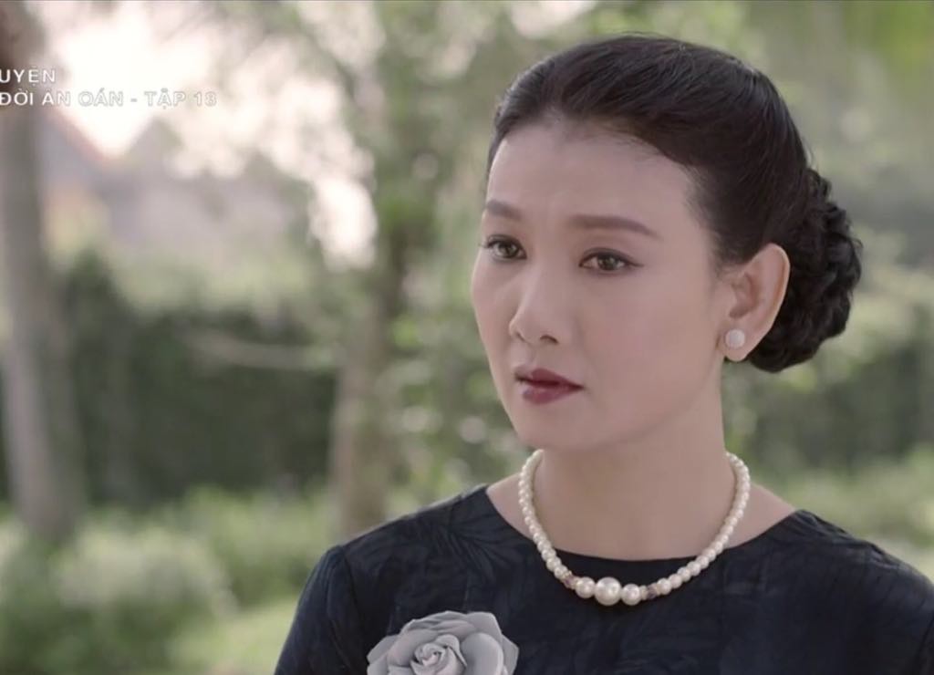 Cả một đời ân oán: Bị Hồng Đăng mắng trước mặt tình cũ, Lan Phương mạnh mồm phán sinh con trai Cả một đời ân oán: Bị Hồng Đăng mắng trước mặt tình cũ, Lan Phương mạnh mồm phán sinh con trai